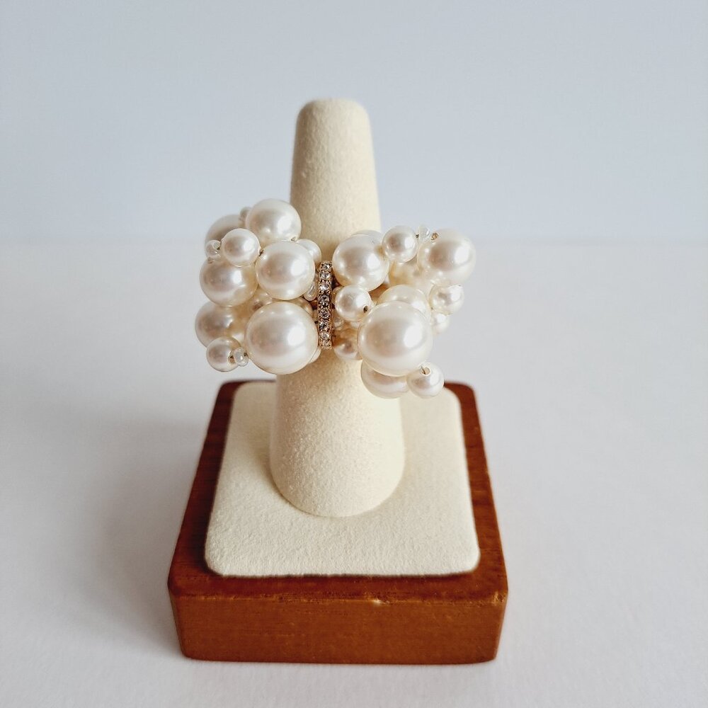 New Signed Swarovski Statement Gold Ring With Pea… - image 2